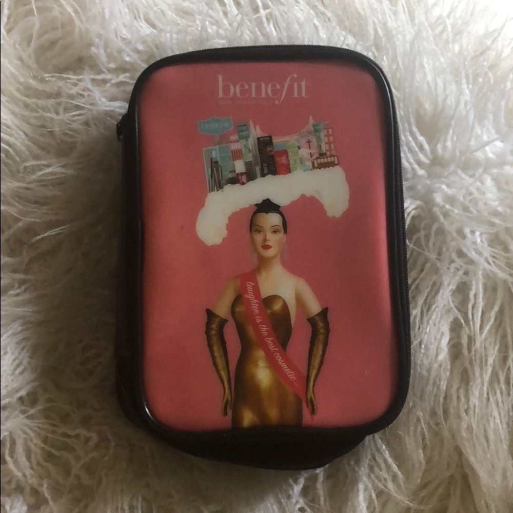 Benefit Cosmetic ZIP bag